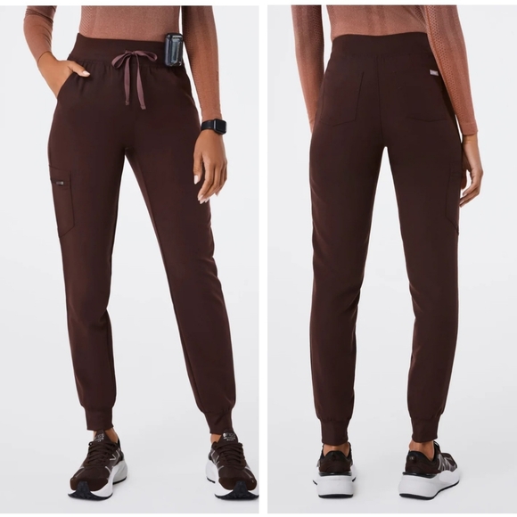 Figs set Zamora high waisted pants Rafaela top espresso medium - Picture 13 of 13